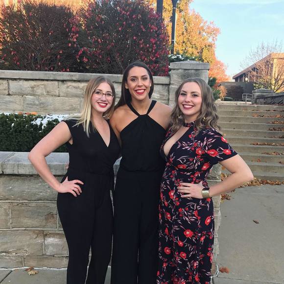 Meet your Posher, Tayla - Picture 1 of 1